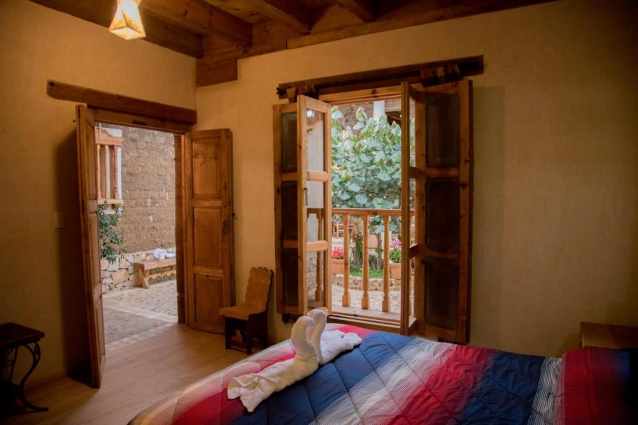 Hotel Casa De Gandhi San Cristóbal de Las Casas Екстериор снимка