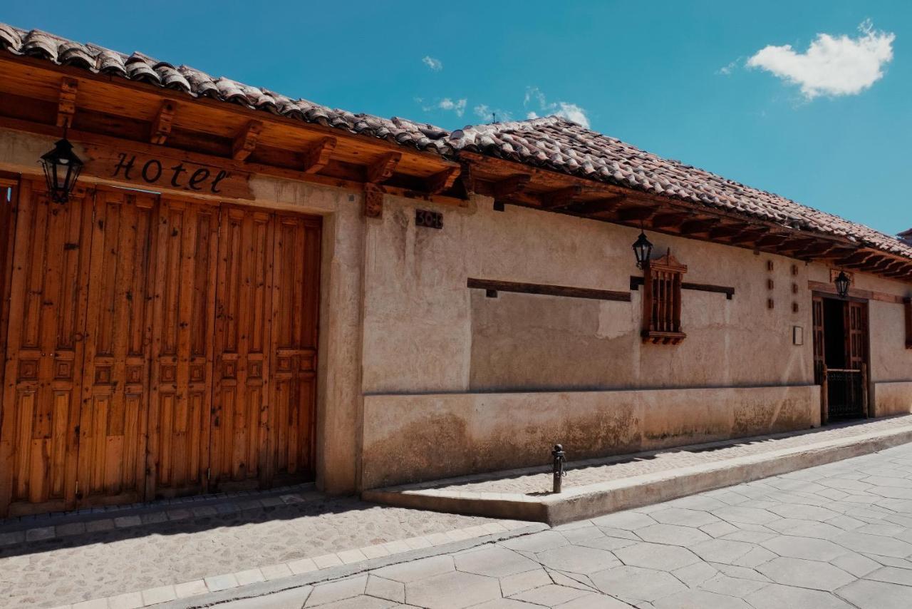 Hotel Casa De Gandhi San Cristóbal de Las Casas Екстериор снимка
