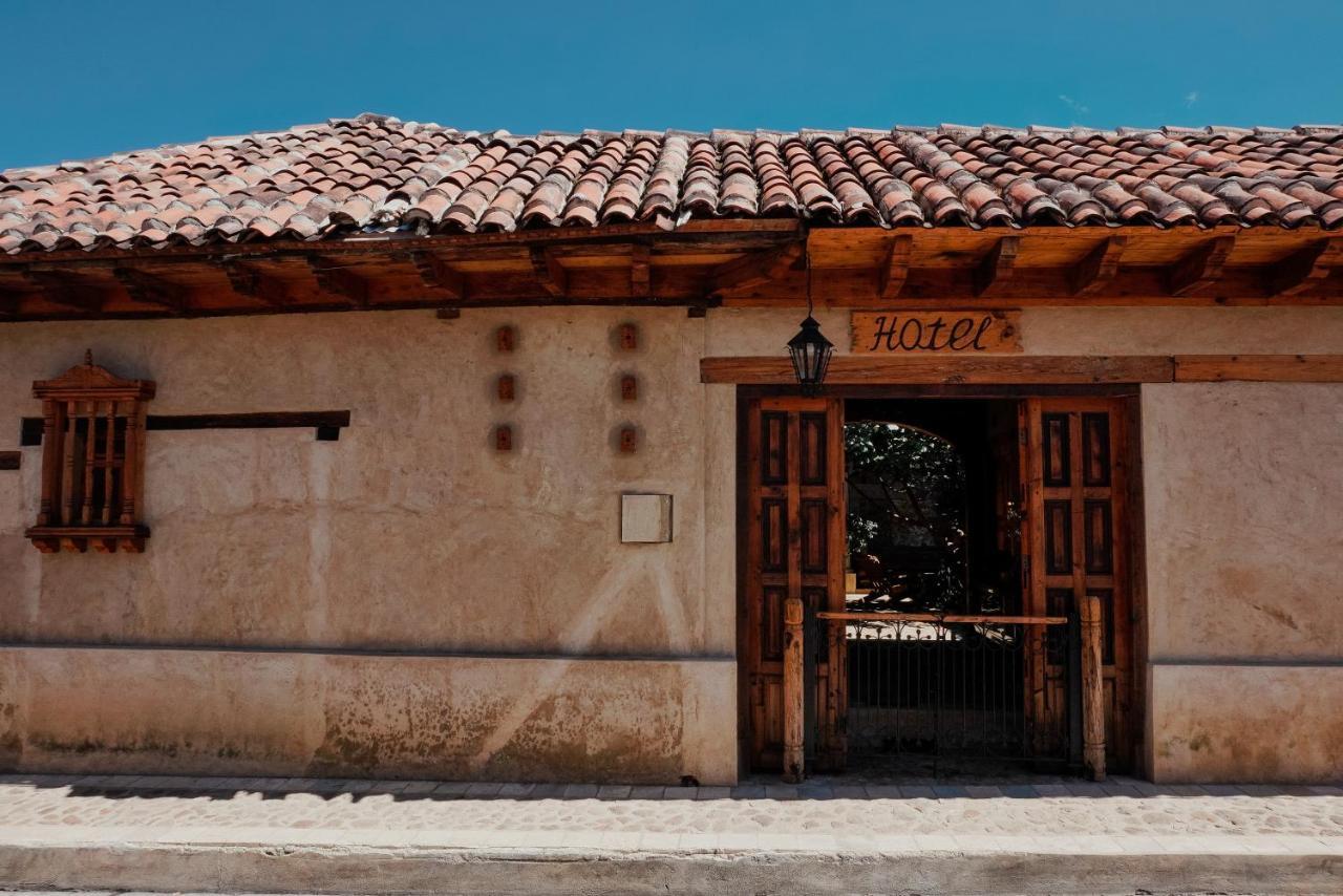Hotel Casa De Gandhi San Cristóbal de Las Casas Екстериор снимка
